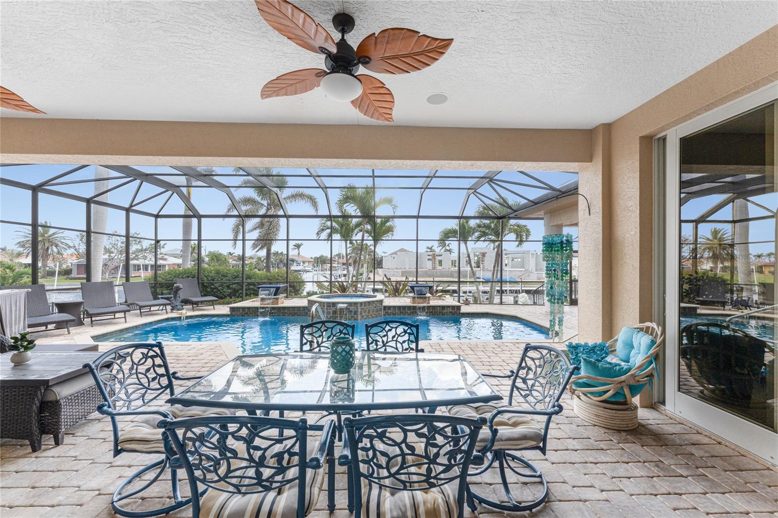 48 COLONY POINT DR, PUNTA GORDA, FL, 33950