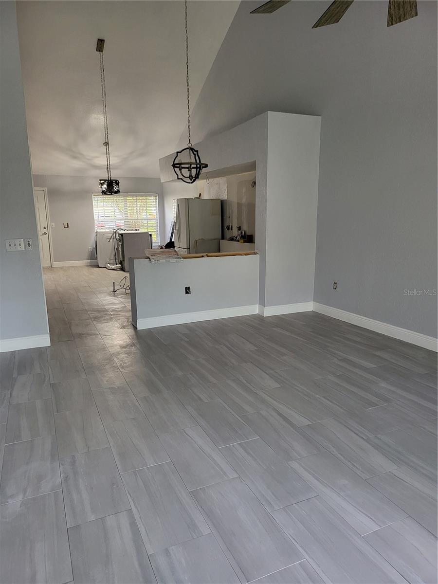 3482 KINGS RD #105, PALM HARBOR, FL, 34685