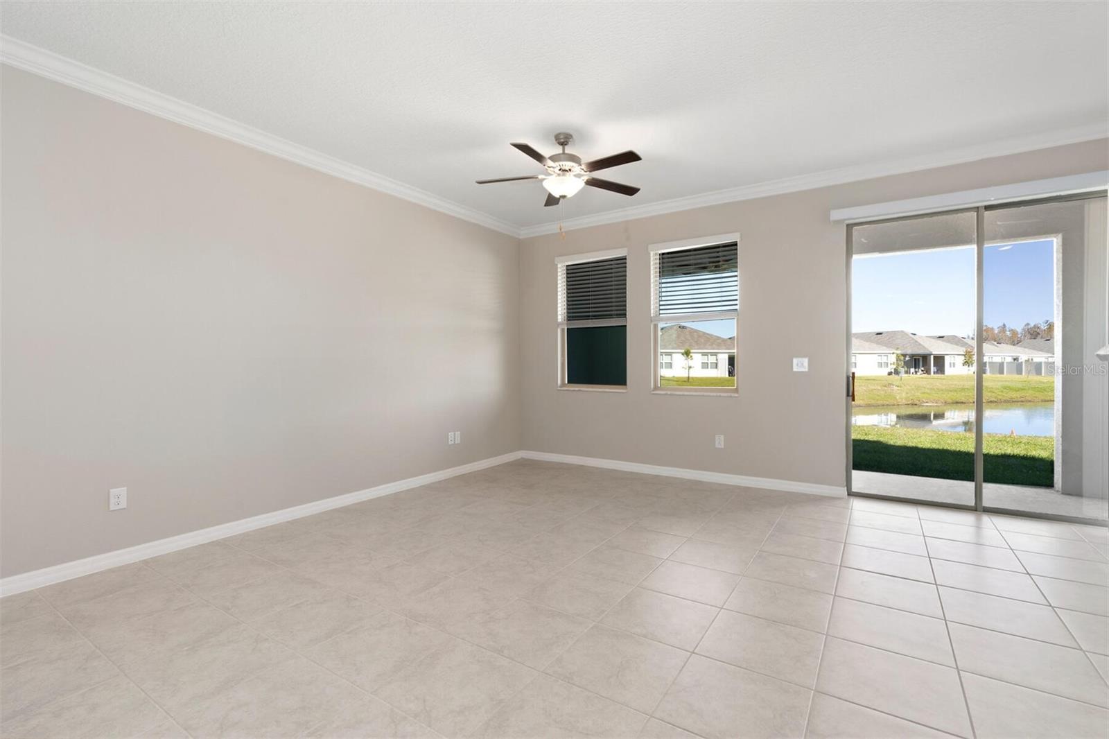 31989 BLUE PASSING LOOP, WESLEY CHAPEL, FL, 33545