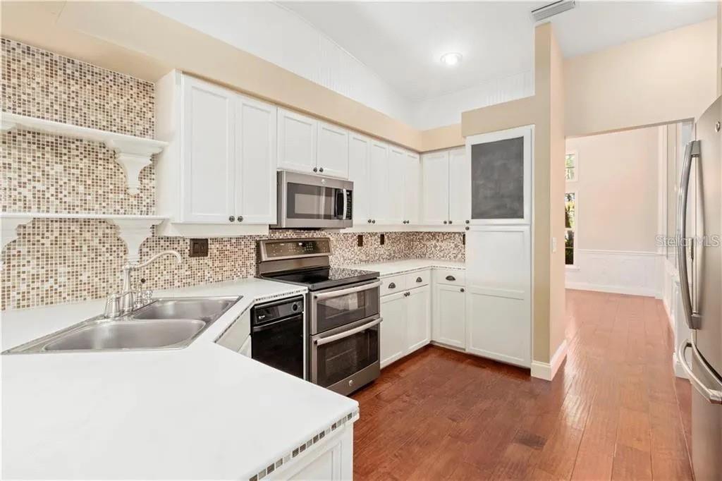 919 80TH ST NW, BRADENTON, FL, 34209