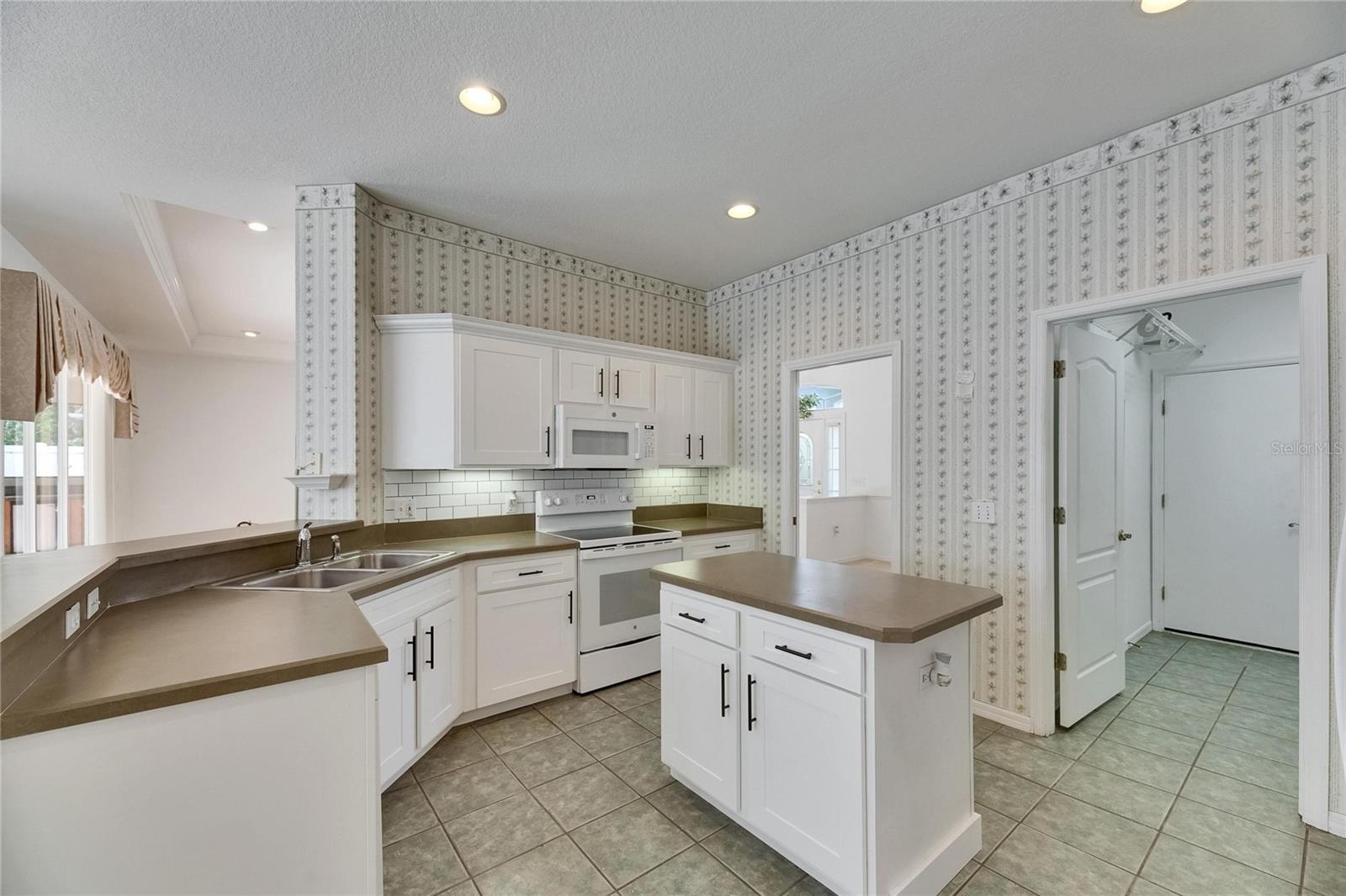 3004 SPRING HAMMOCK DR, PLANT CITY, FL, 33566