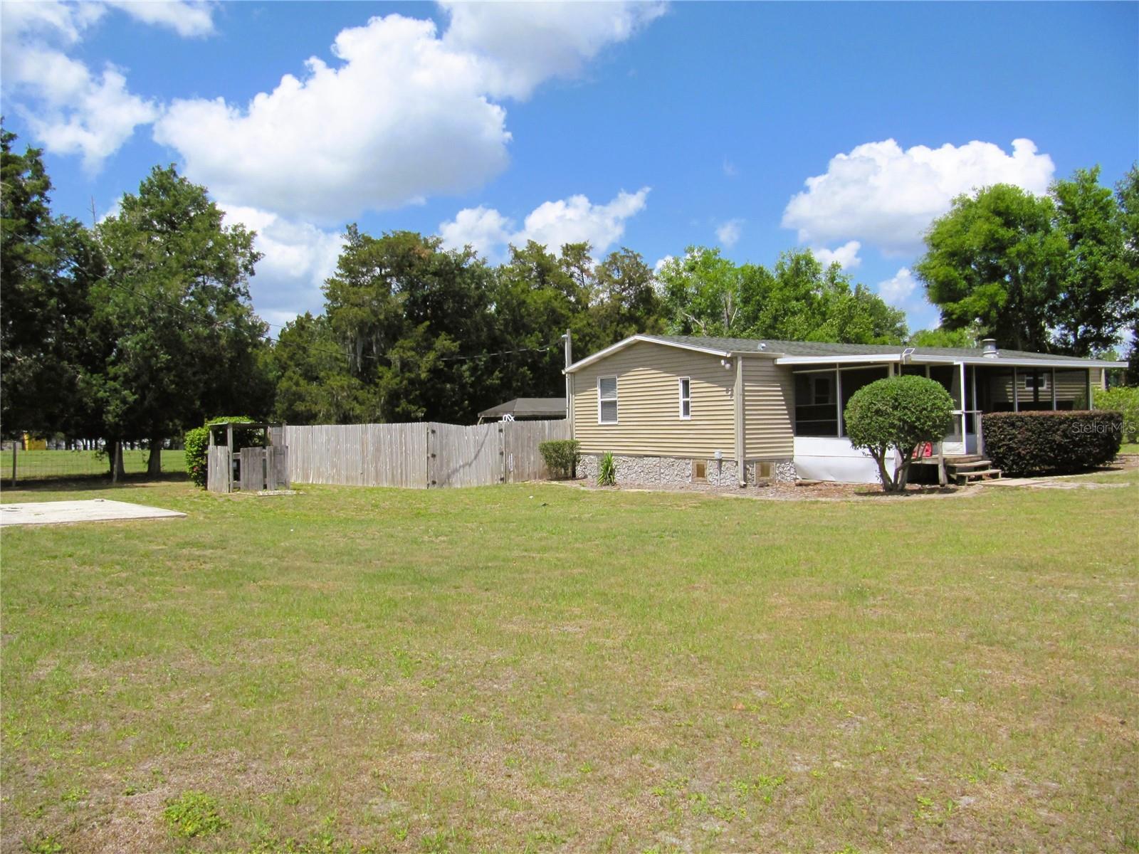 4176 COUNTY ROAD 110, OXFORD, FL, 34484