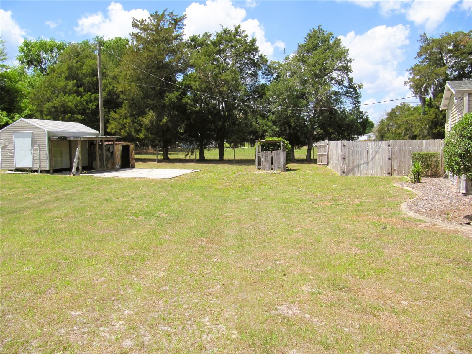 4176 COUNTY ROAD 110, OXFORD, FL, 34484