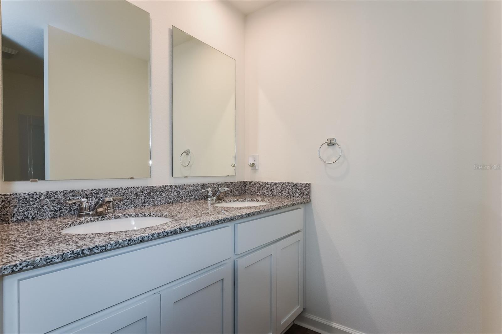 2013 IOWA DR, SUMTERVILLE, FL, 33585