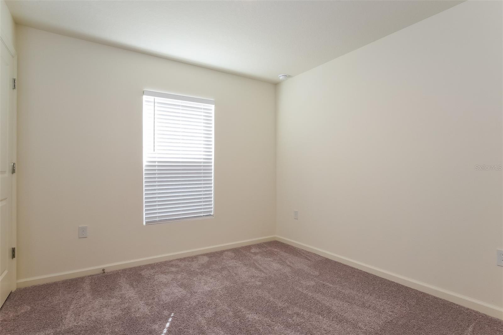 2013 IOWA DR, SUMTERVILLE, FL, 33585