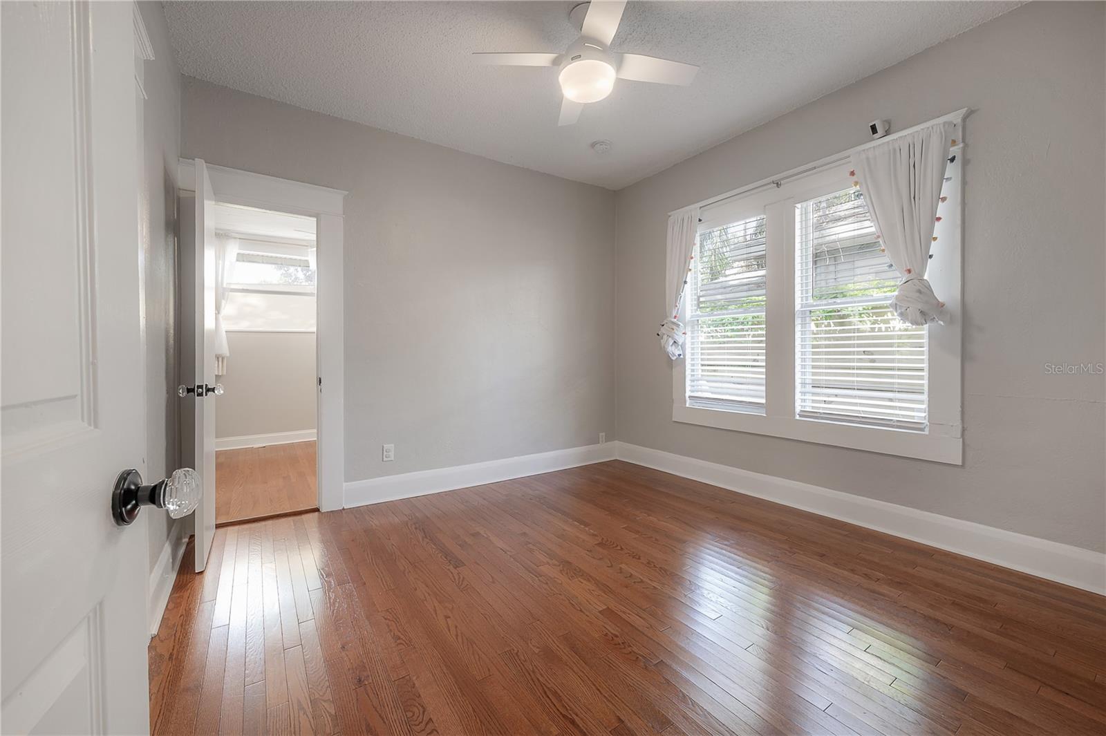 302 W HILDA ST, TAMPA, FL, 33603