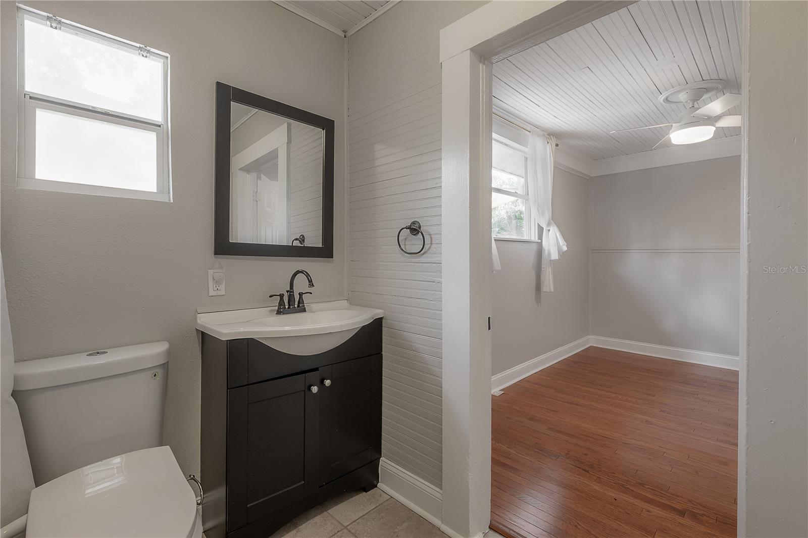 302 W HILDA ST, TAMPA, FL, 33603