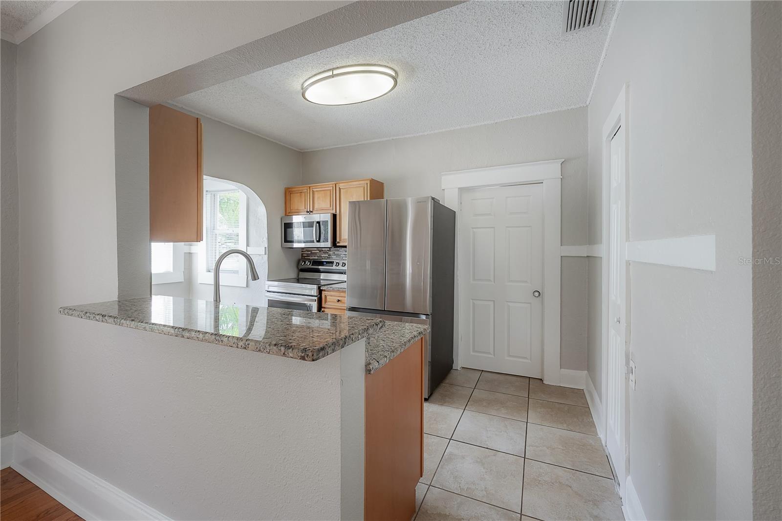 302 W HILDA ST, TAMPA, FL, 33603