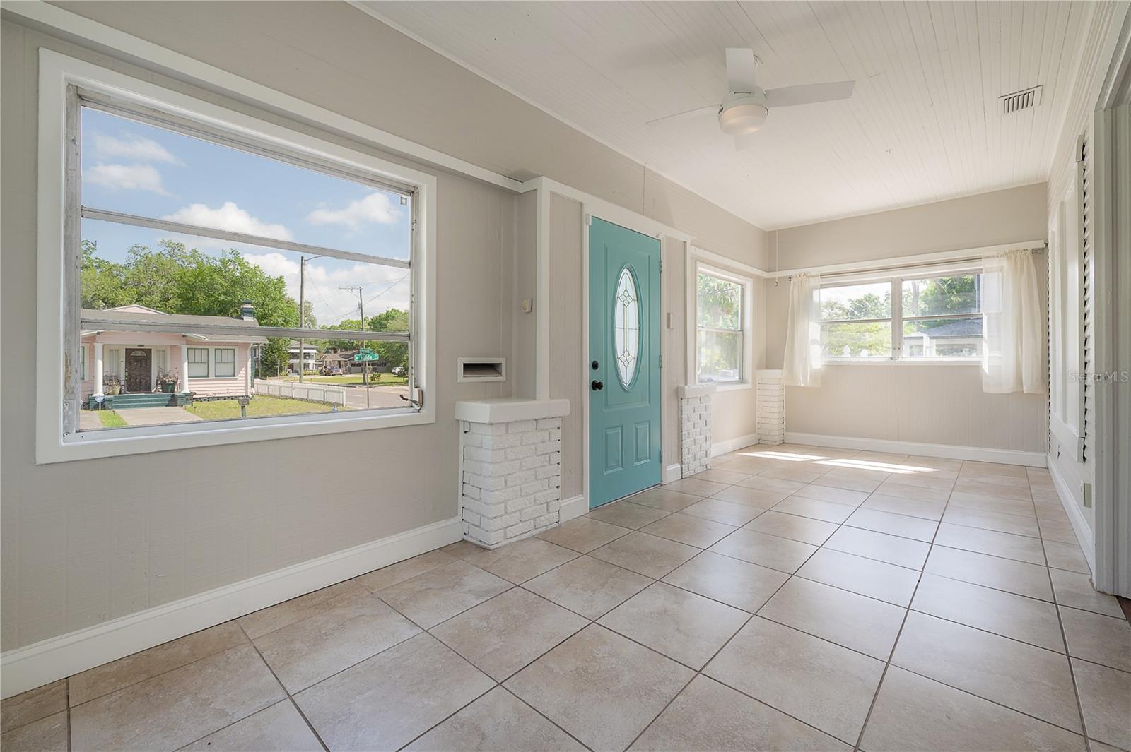 302 W HILDA ST, TAMPA, FL, 33603