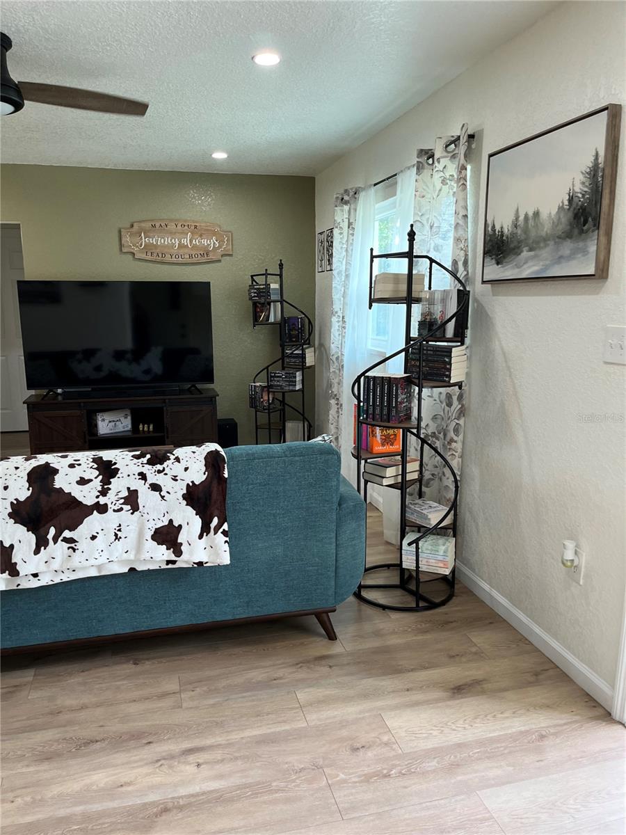 3227 DECATUR AVE, LAKELAND, FL, 33805