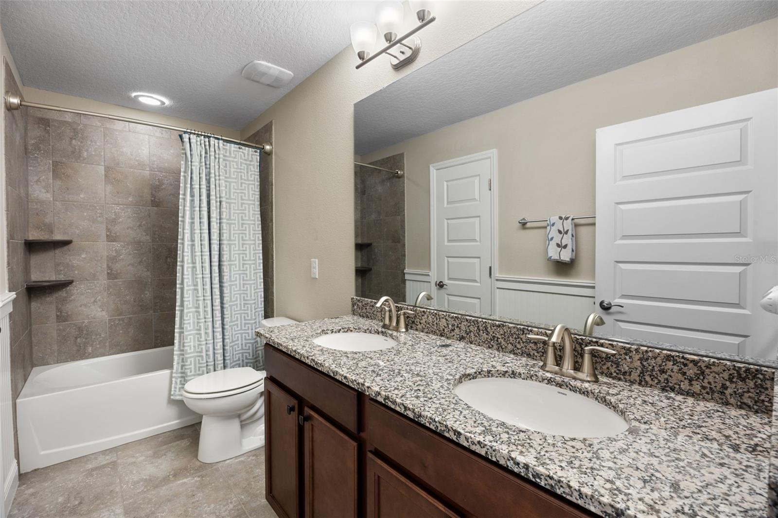 9675 WATERWAY PASSAGE DR, WINTER GARDEN, FL, 34787
