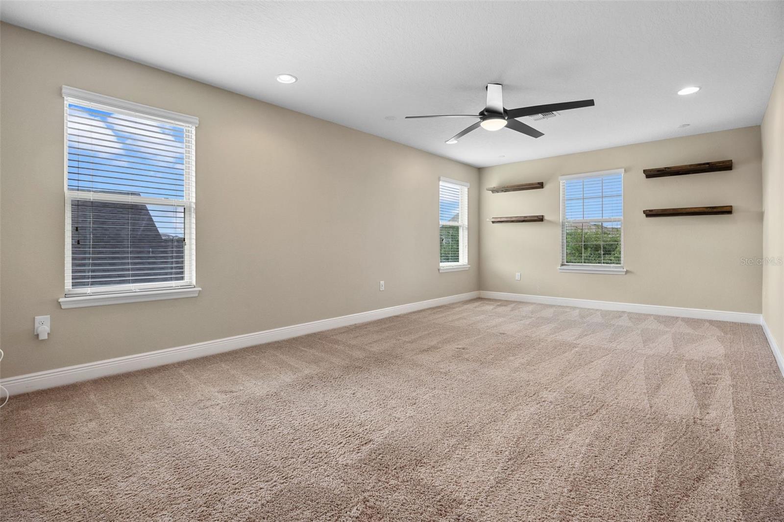 9675 WATERWAY PASSAGE DR, WINTER GARDEN, FL, 34787