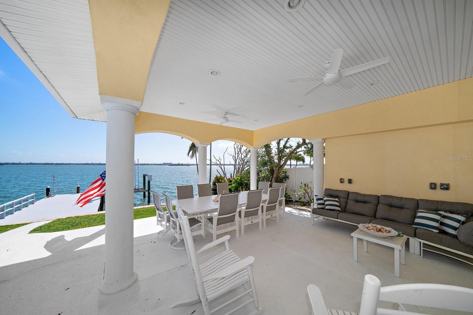 769 HARBOR IS, CLEARWATER BEACH, FL, 33767