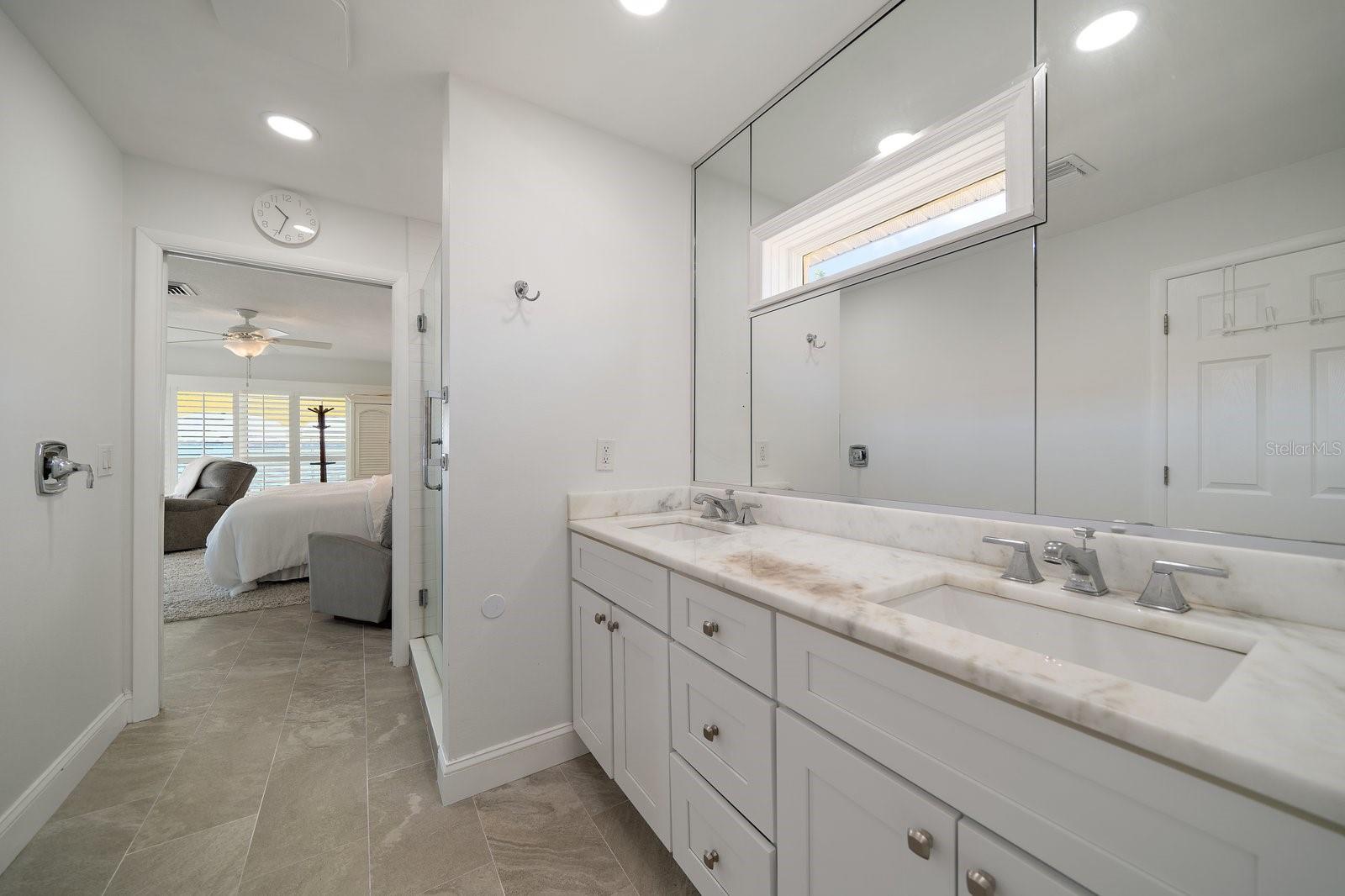 769 HARBOR IS, CLEARWATER BEACH, FL, 33767