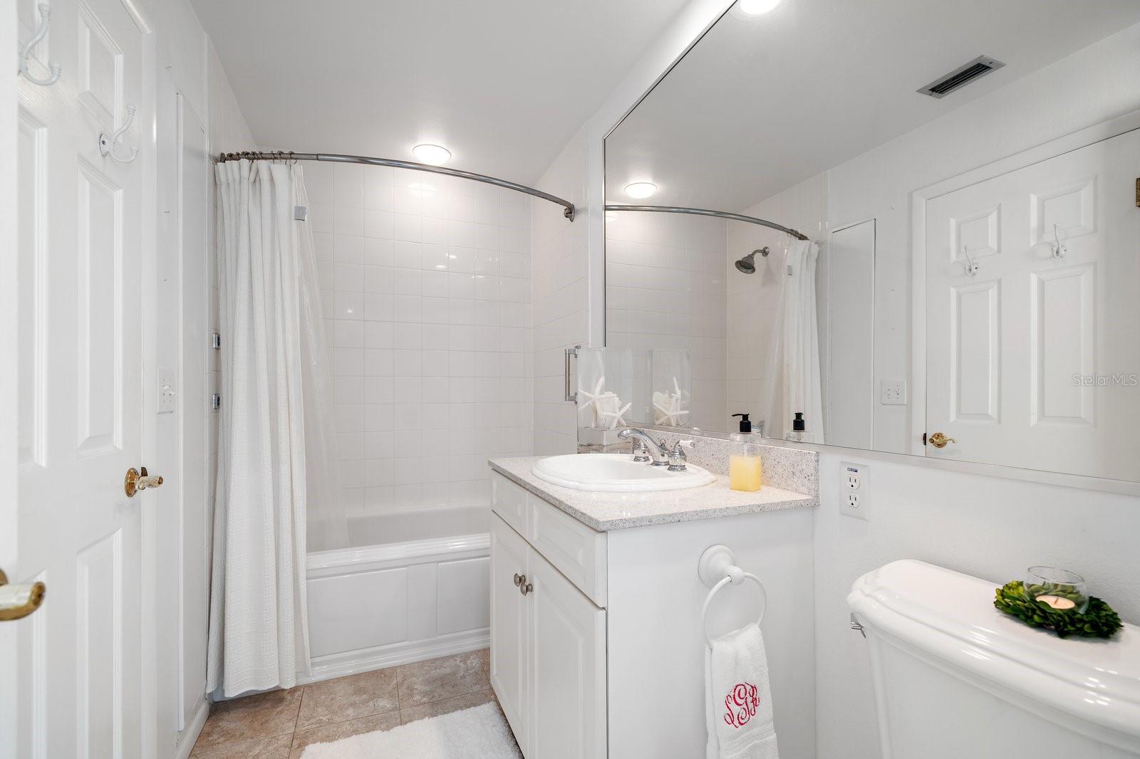 769 HARBOR IS, CLEARWATER BEACH, FL, 33767