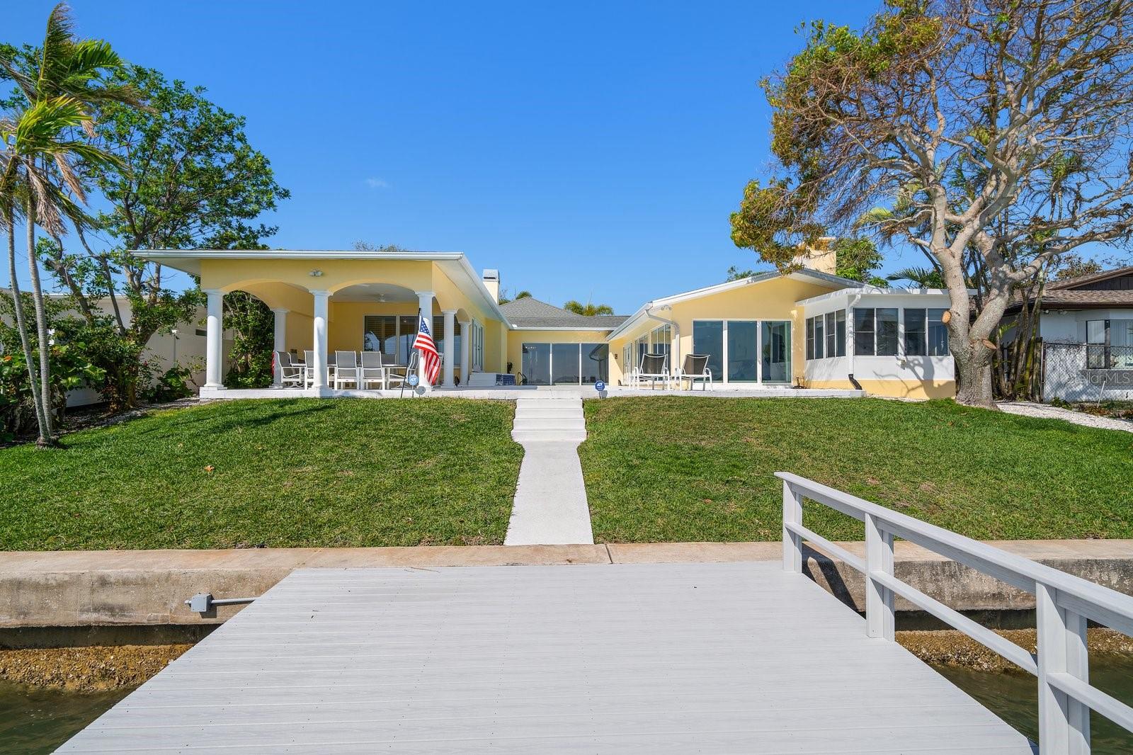 769 HARBOR IS, CLEARWATER BEACH, FL, 33767