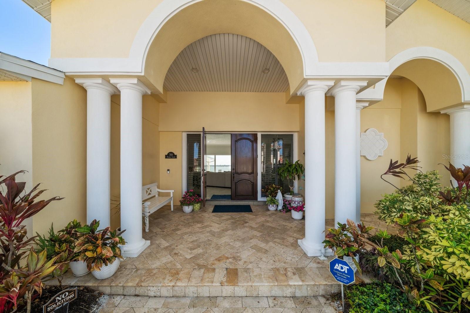 769 HARBOR IS, CLEARWATER BEACH, FL, 33767