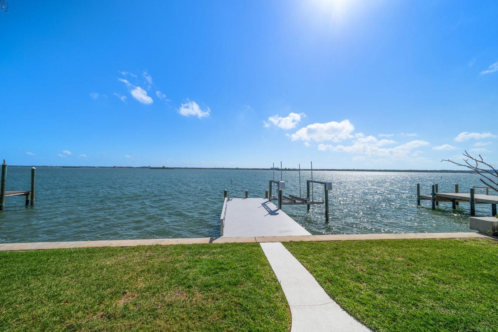 769 HARBOR IS, CLEARWATER BEACH, FL, 33767