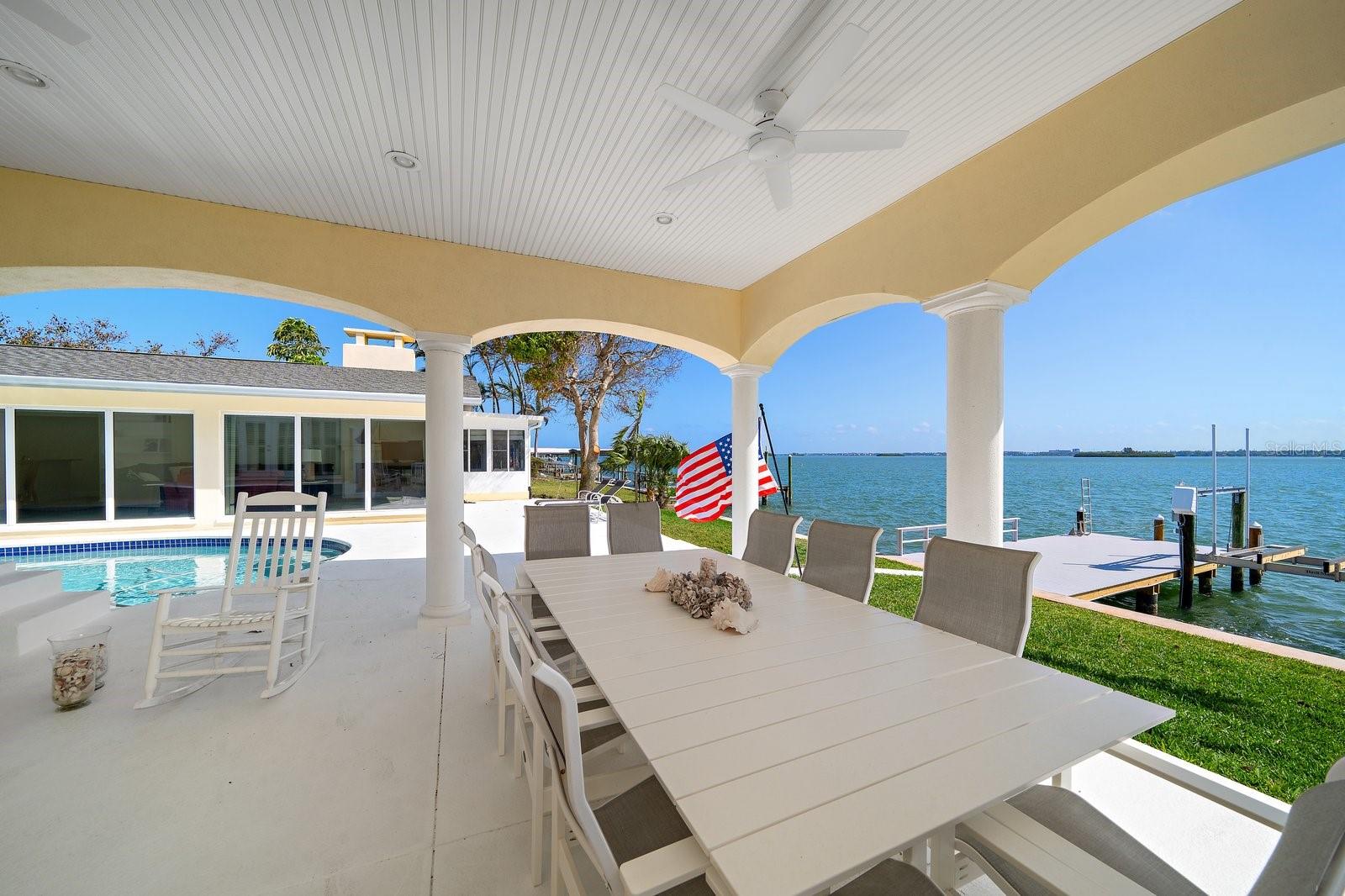 769 HARBOR IS, CLEARWATER BEACH, FL, 33767