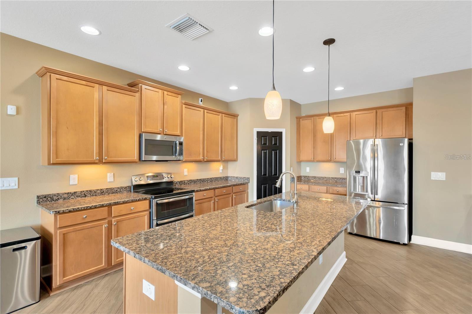 13911 ARTESA BELL DR, RIVERVIEW, FL, 33579