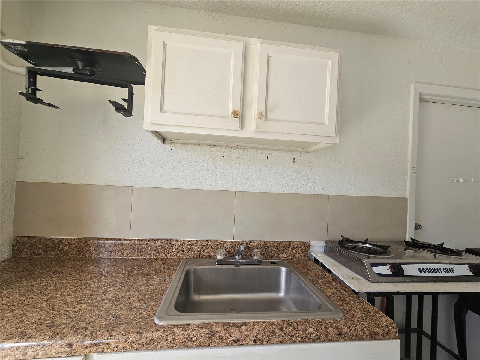 935 NANA AVE, ORLANDO, FL, 32809