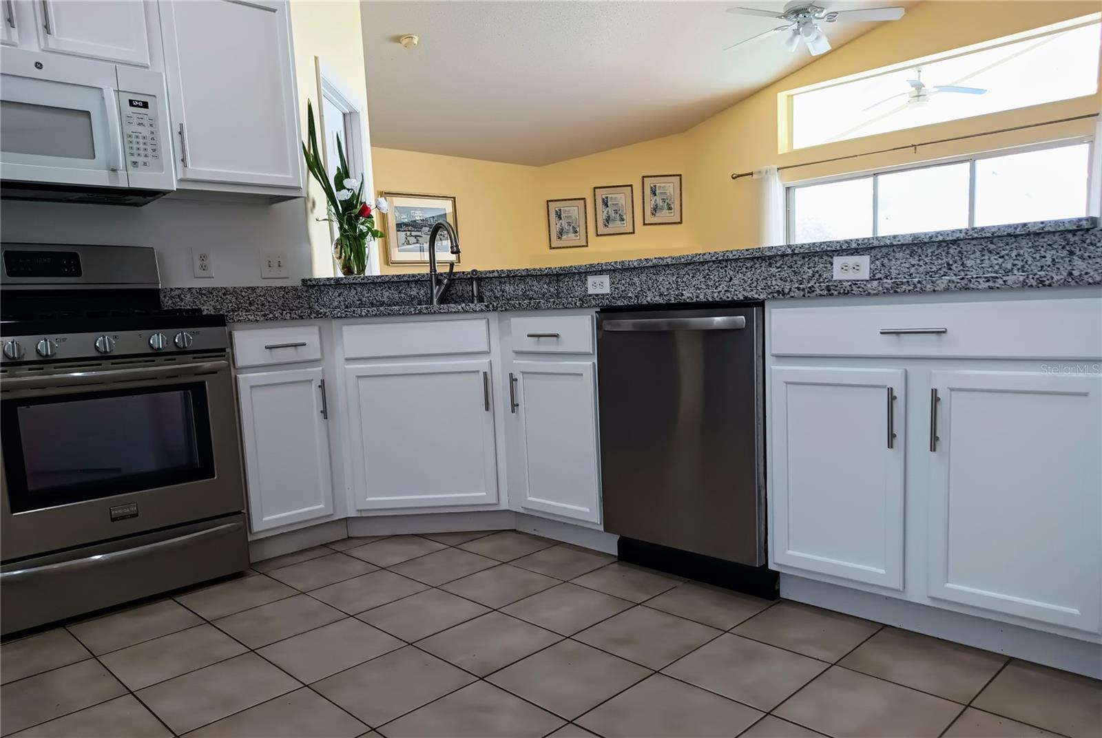 223 LADY DIANA DR, DAVENPORT, FL, 33837