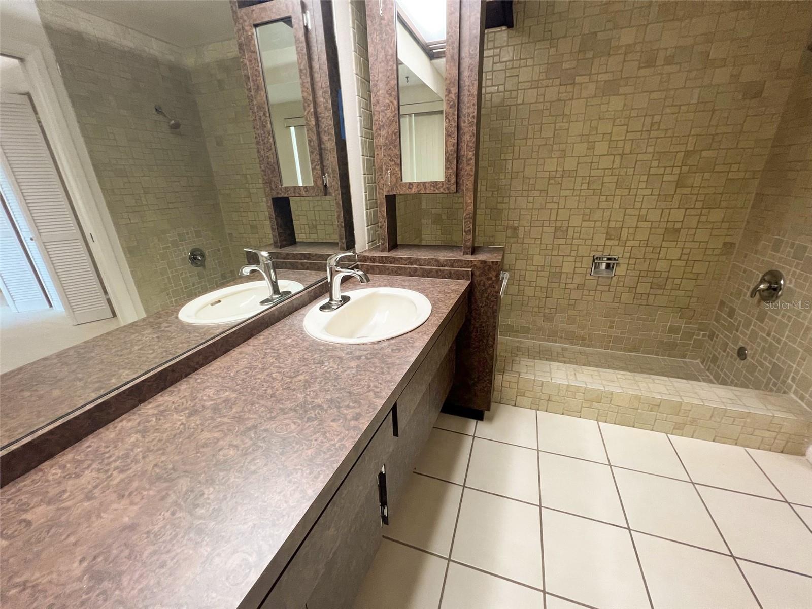 8536 CESSNA DR, NEW PORT RICHEY, FL, 34654