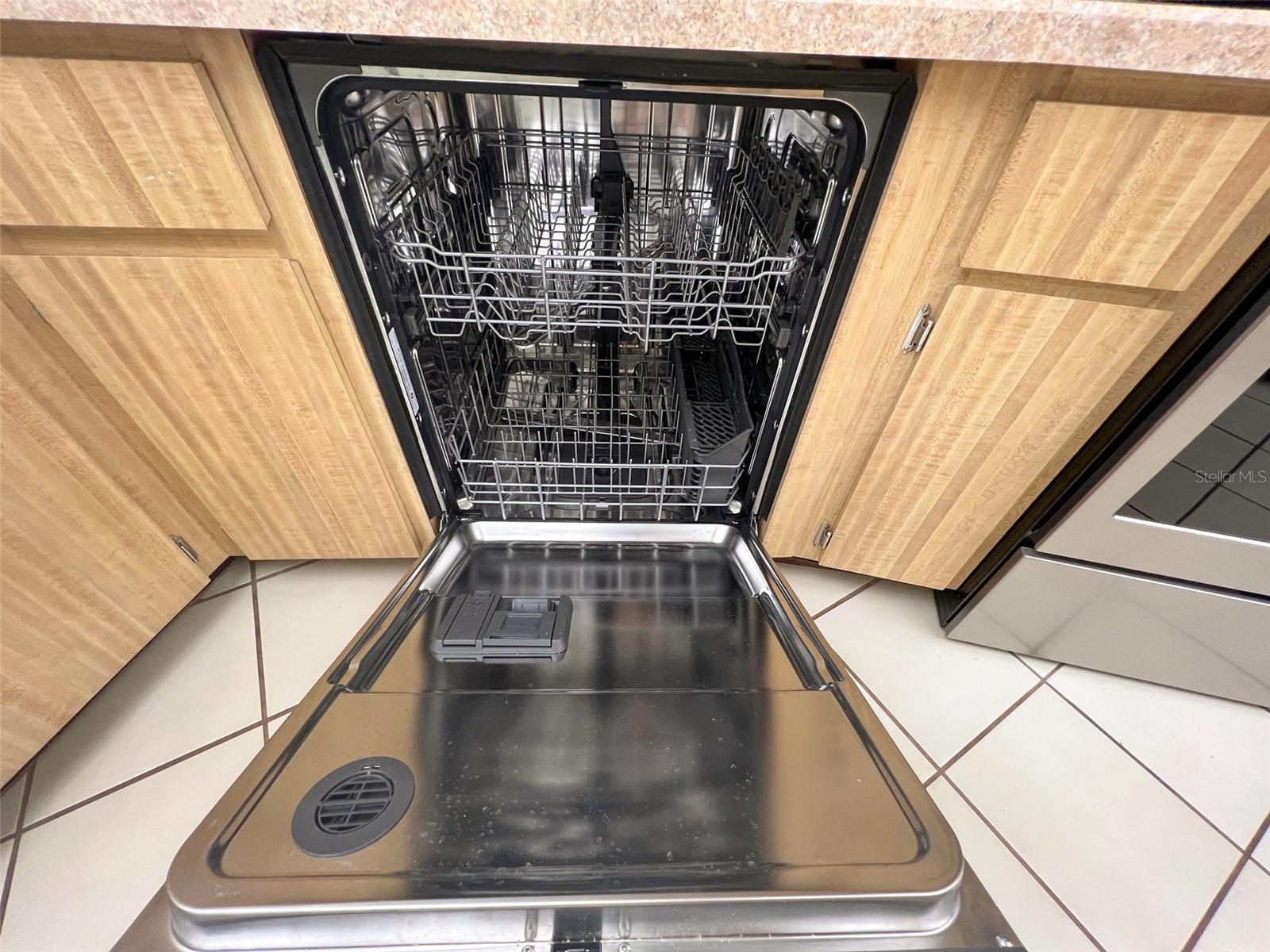 8536 CESSNA DR, NEW PORT RICHEY, FL, 34654