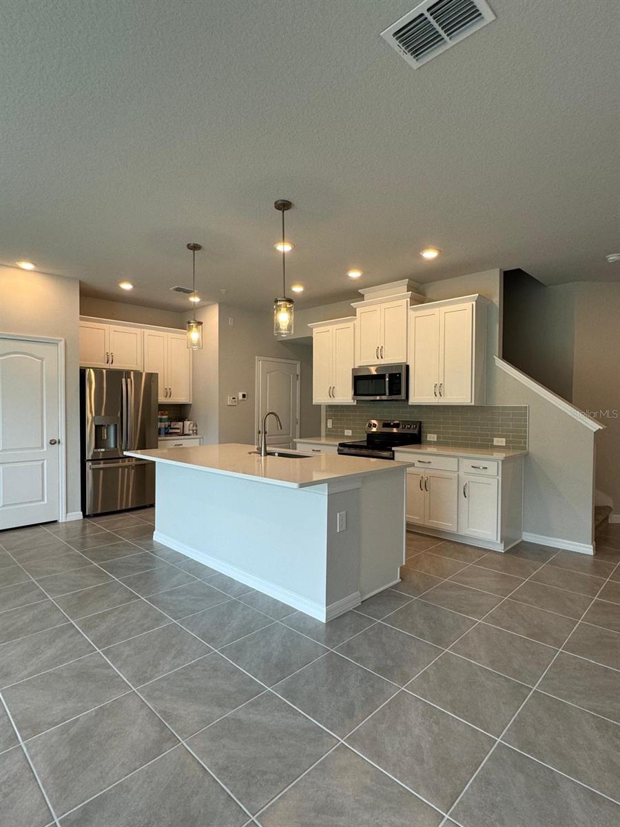 563 ASTERA WINDS LN, LAKE MARY, FL, 32746