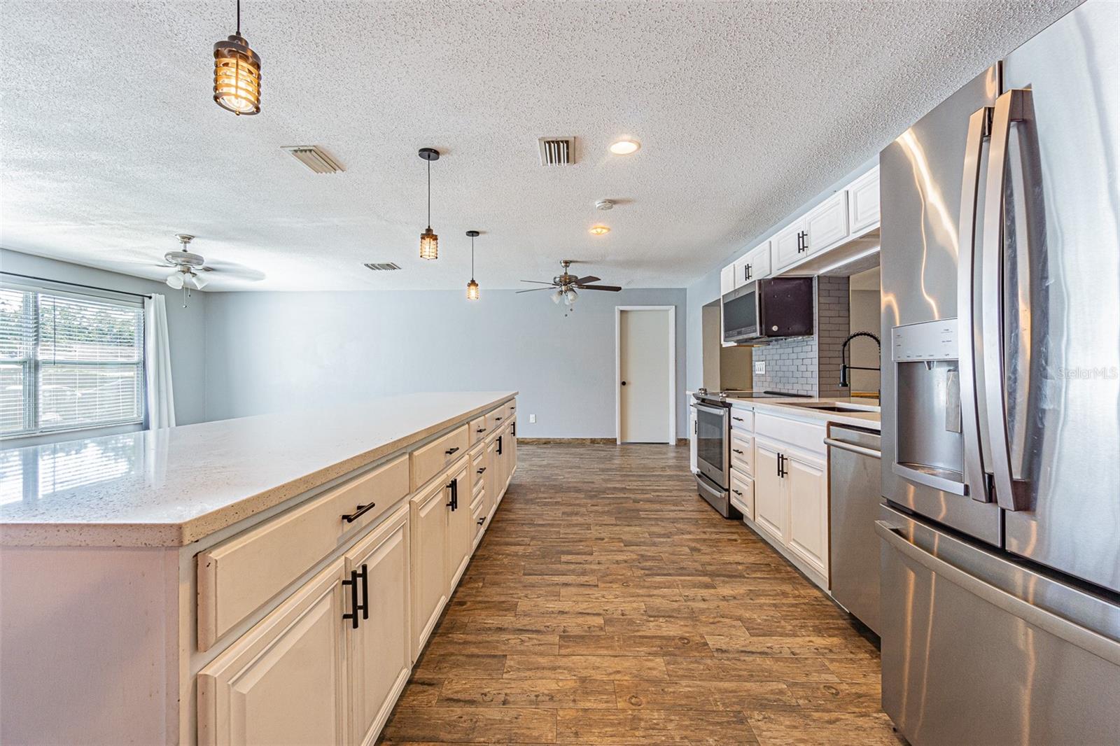 1760 SHARONDALE DR, CLEARWATER, FL, 33755