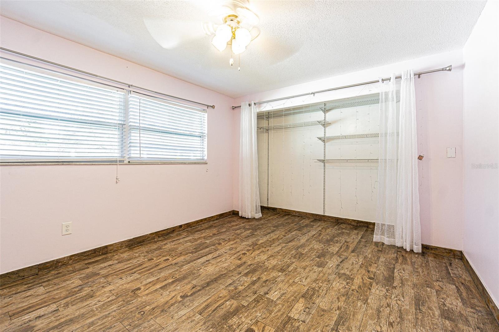 1760 SHARONDALE DR, CLEARWATER, FL, 33755