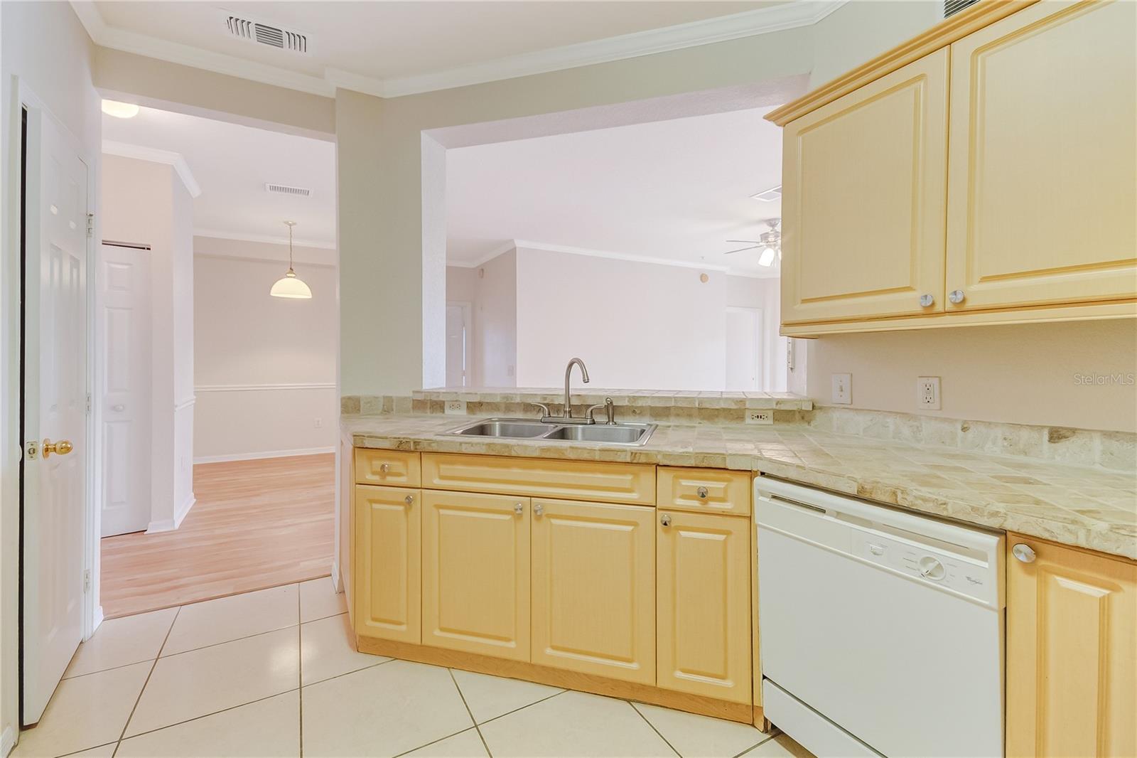 3701 CONROY RD #1825, ORLANDO, FL, 32839