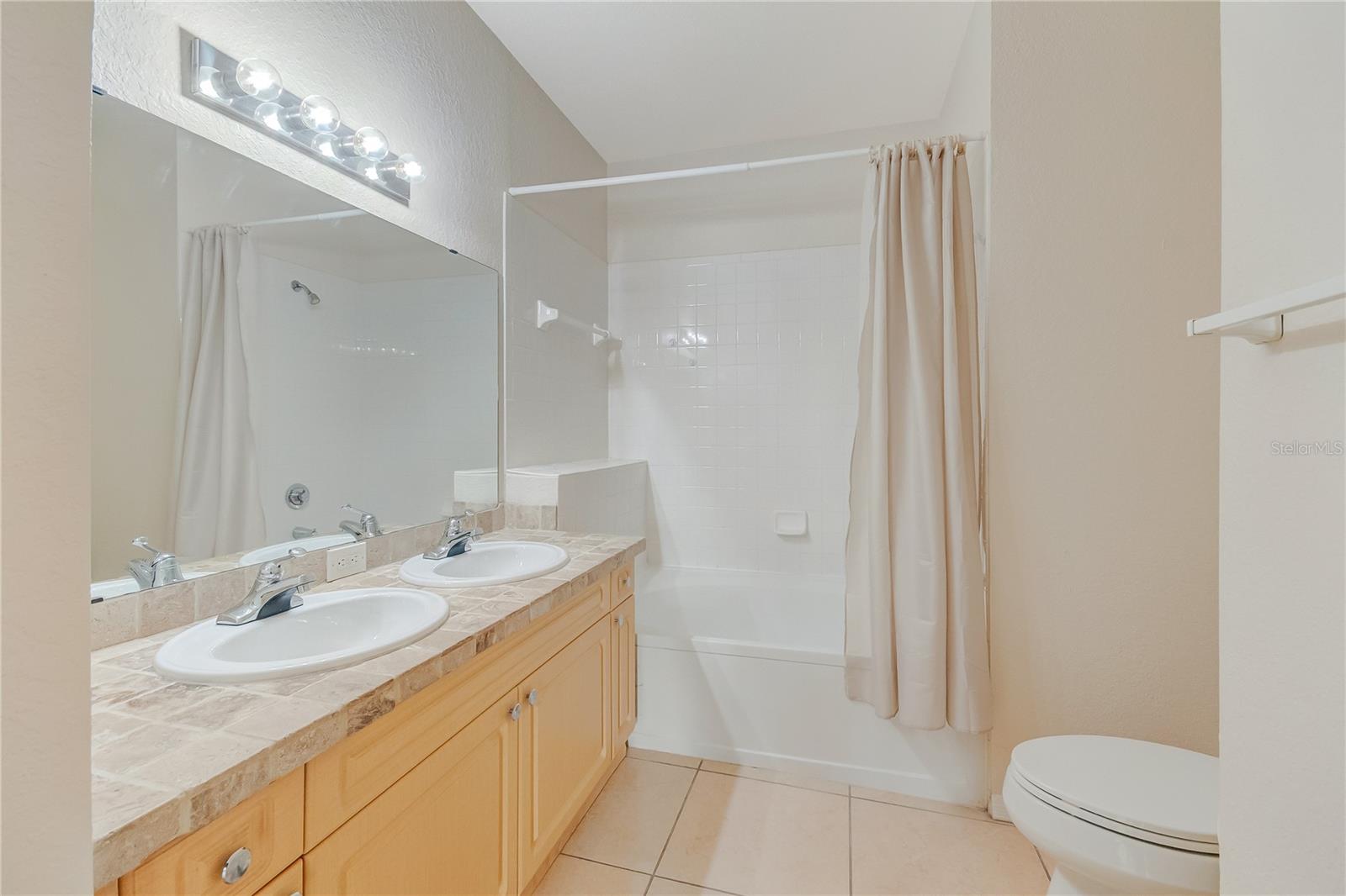 3701 CONROY RD #1825, ORLANDO, FL, 32839