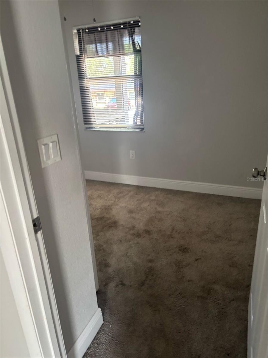 718 GREENBROUGH DR, LAKE WALES, FL, 33853