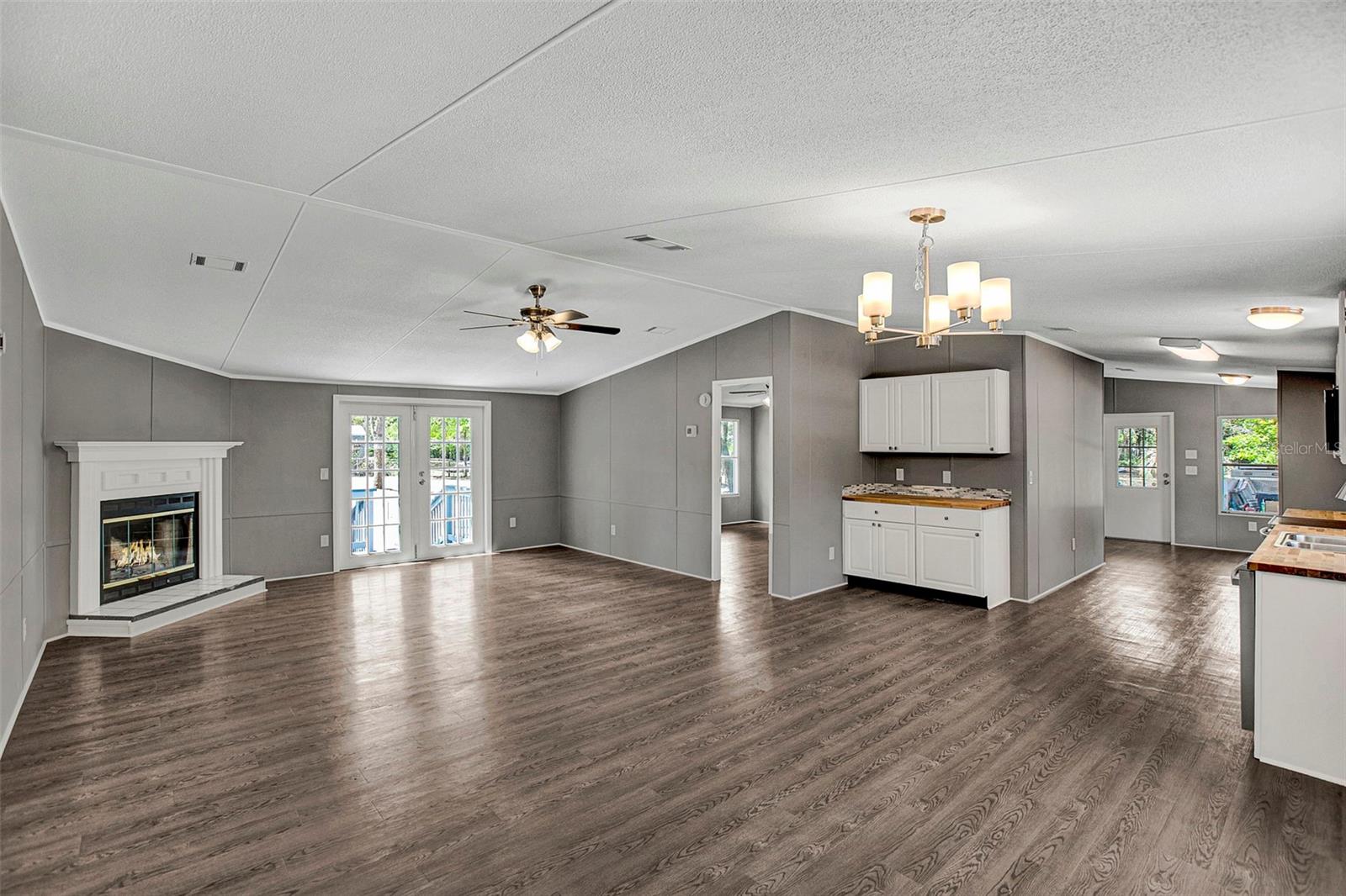 103 ALBANY CT, SATSUMA, FL, 32189