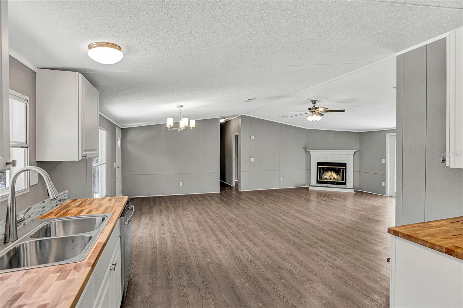 103 ALBANY CT, SATSUMA, FL, 32189