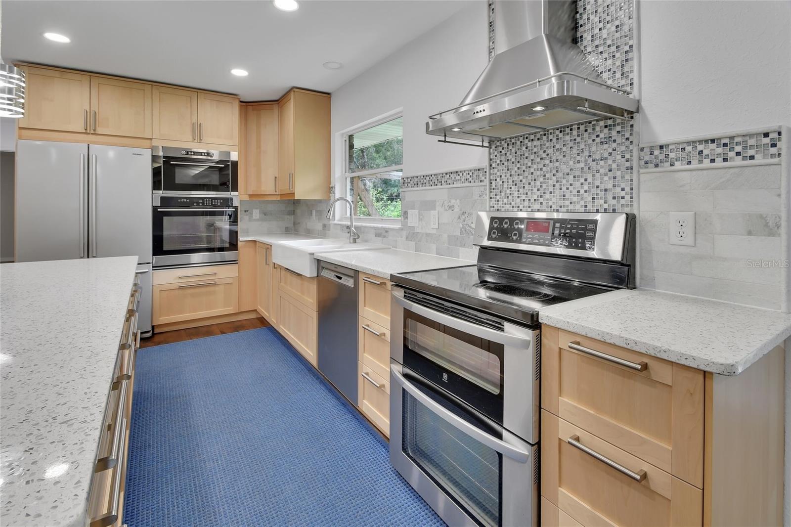 2053 BOND RD, DELAND, FL, 32720