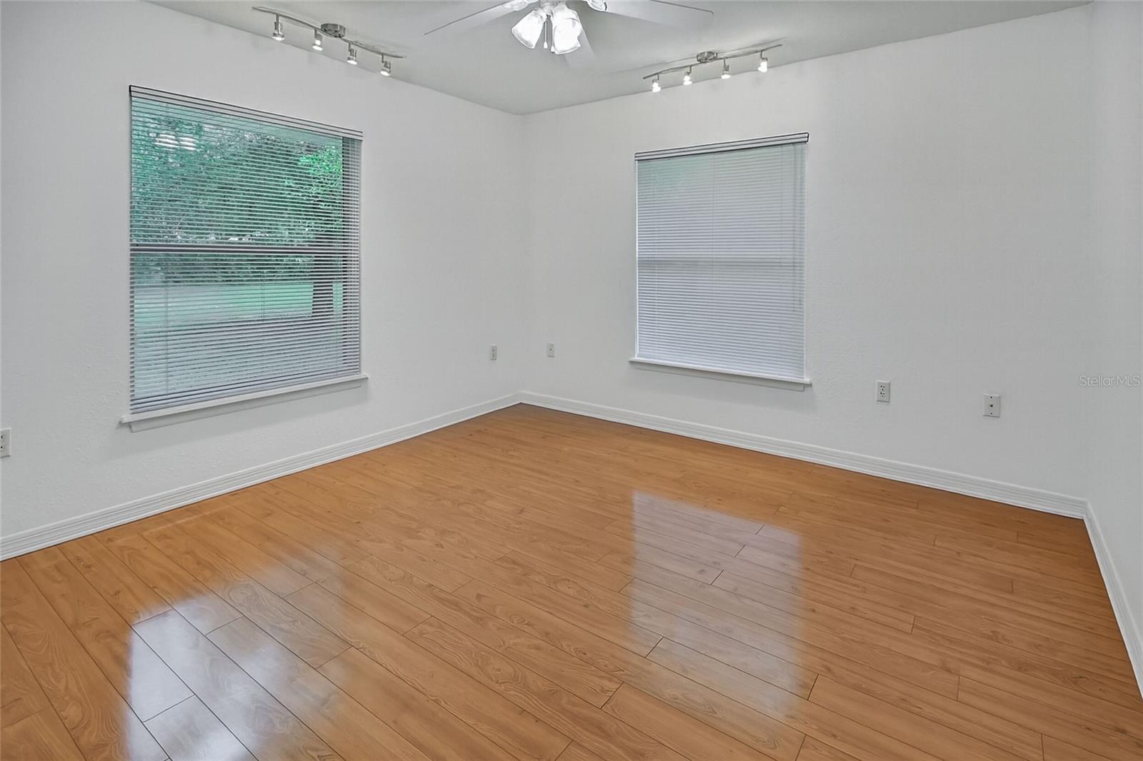 2053 BOND RD, DELAND, FL, 32720