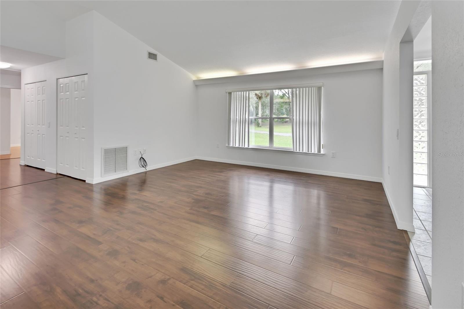 2053 BOND RD, DELAND, FL, 32720
