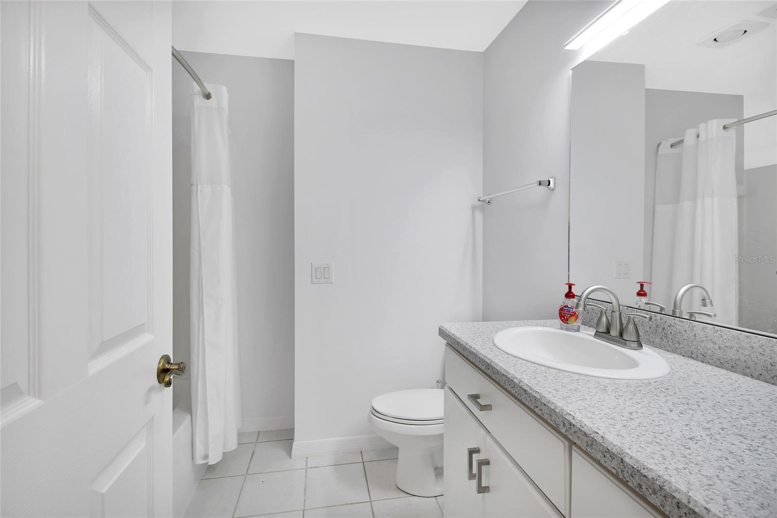 2053 BOND RD, DELAND, FL, 32720