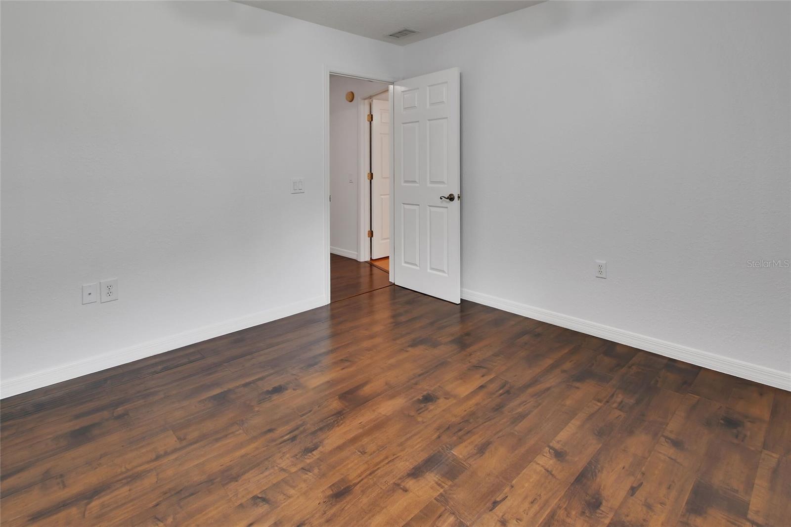 2053 BOND RD, DELAND, FL, 32720