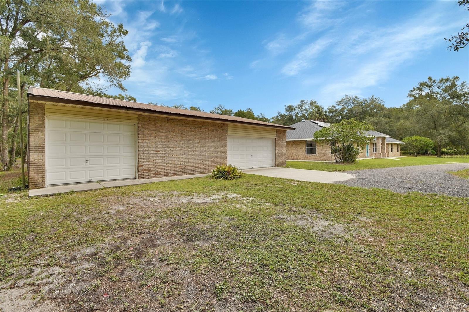 2053 BOND RD, DELAND, FL, 32720