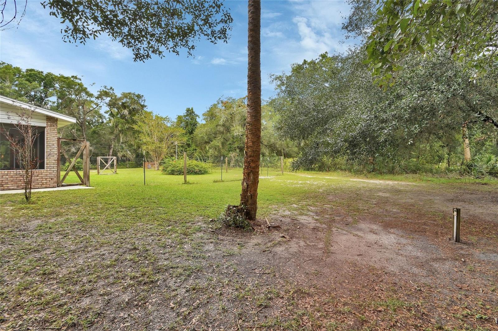 2053 BOND RD, DELAND, FL, 32720