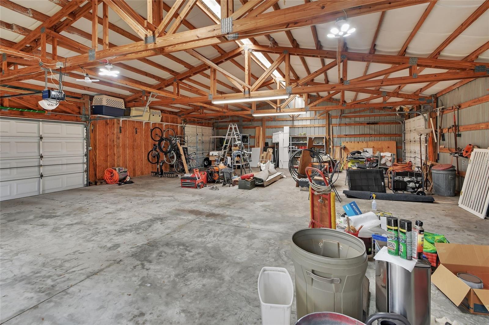 2053 BOND RD, DELAND, FL, 32720