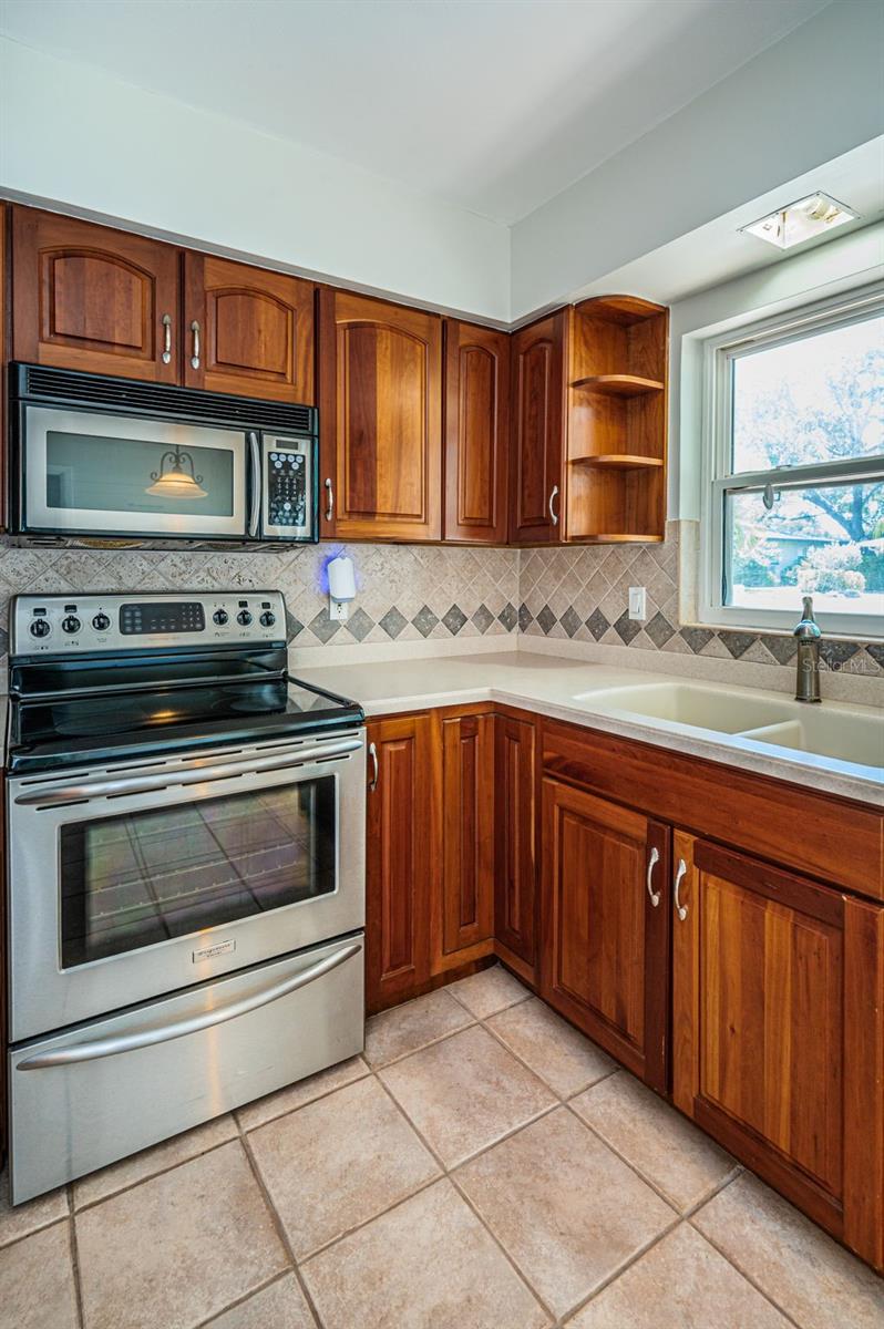 1622 ELIZABETH LN, CLEARWATER, FL, 33755