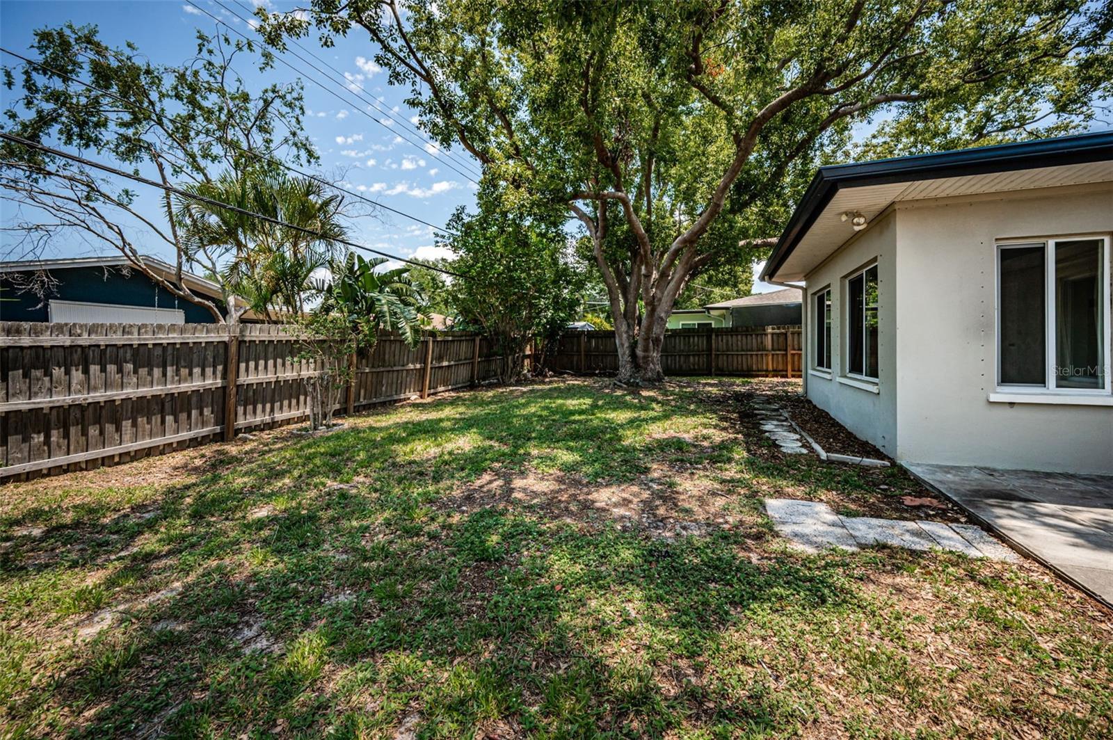 1622 ELIZABETH LN, CLEARWATER, FL, 33755