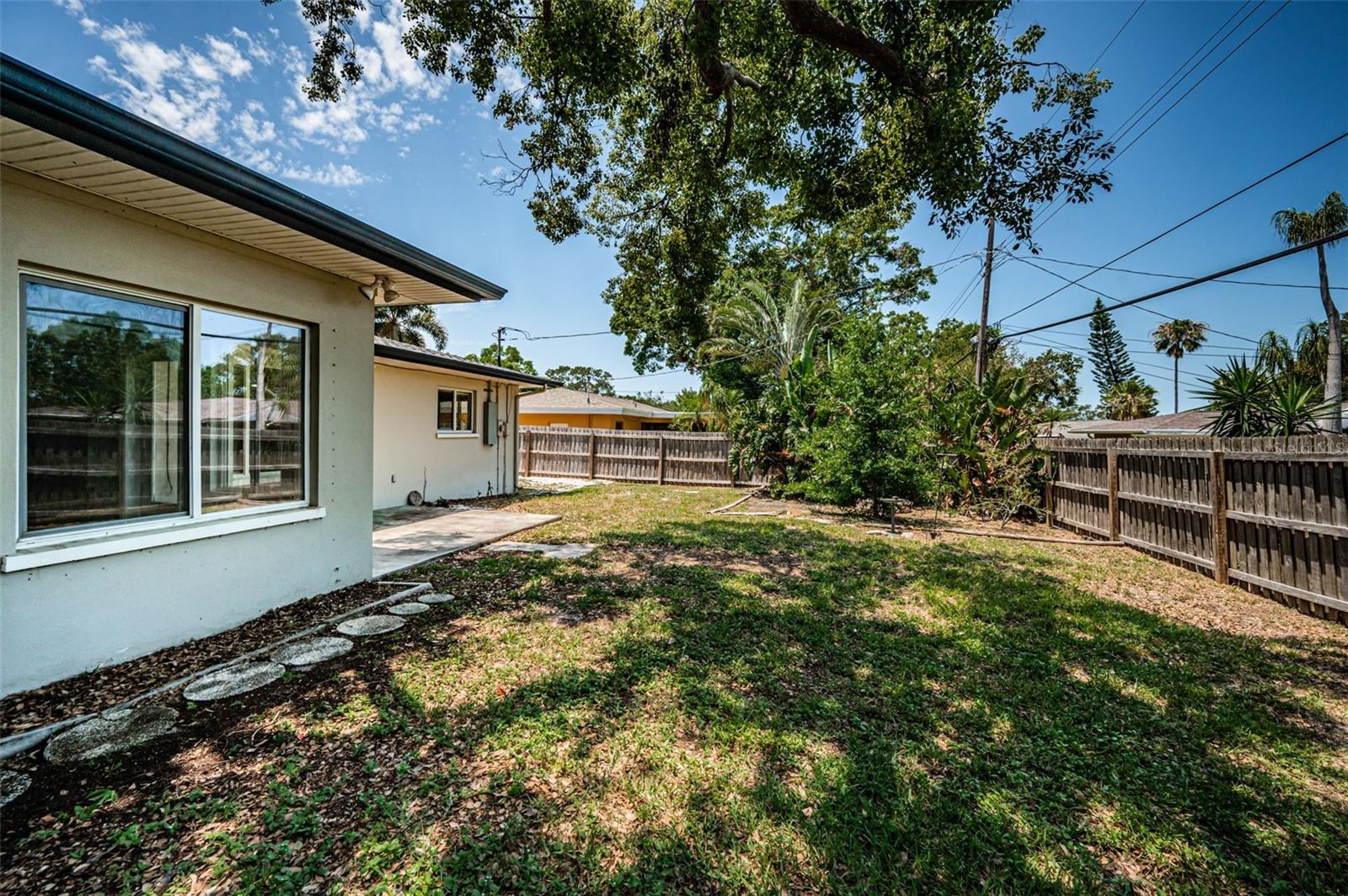 1622 ELIZABETH LN, CLEARWATER, FL, 33755