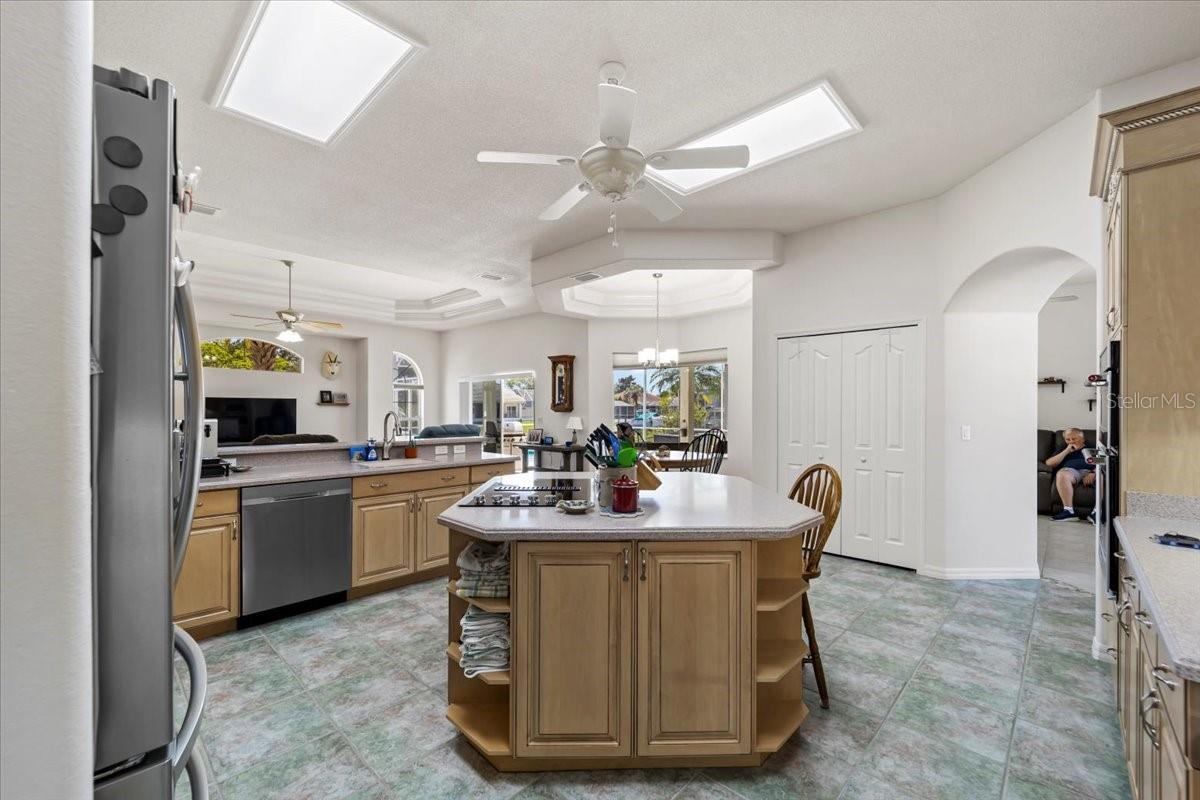 16 FLETCHER CT, PALM COAST, FL, 32137