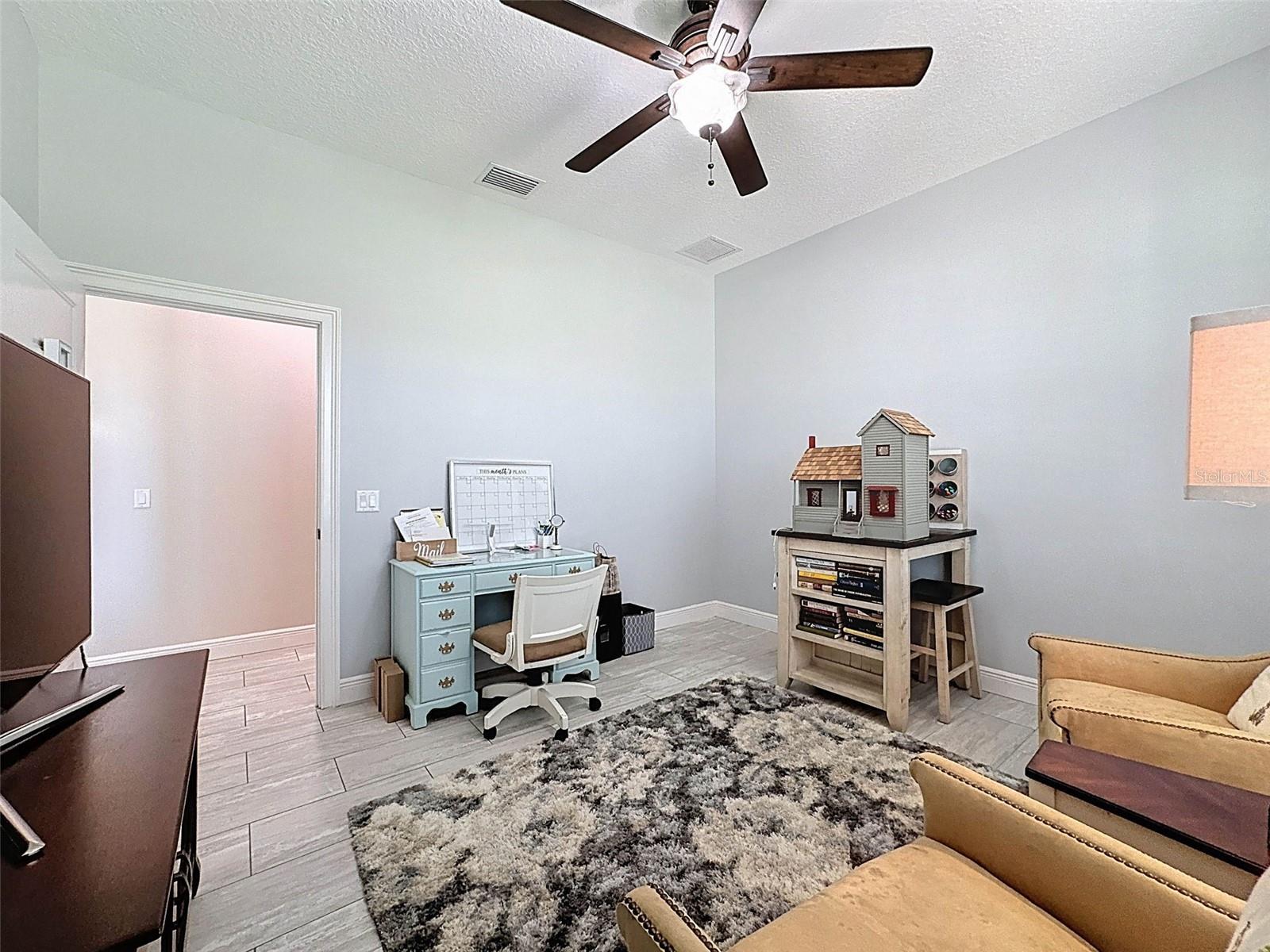 9237 PALM BEACH DR, WEEKI WACHEE, FL, 34613