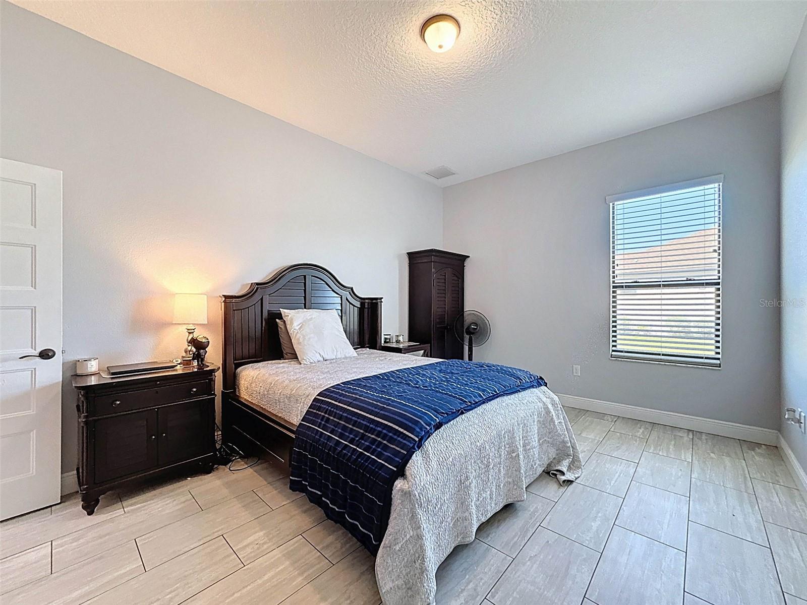 9237 PALM BEACH DR, WEEKI WACHEE, FL, 34613